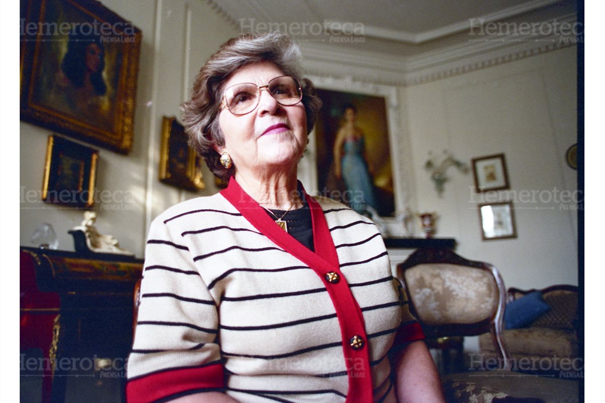 Teresa Bolaños de Zarco, presidenta de Prensa Libre, falleció en la Nochebuena de 1998. (Foto: Hemeroteca PL)