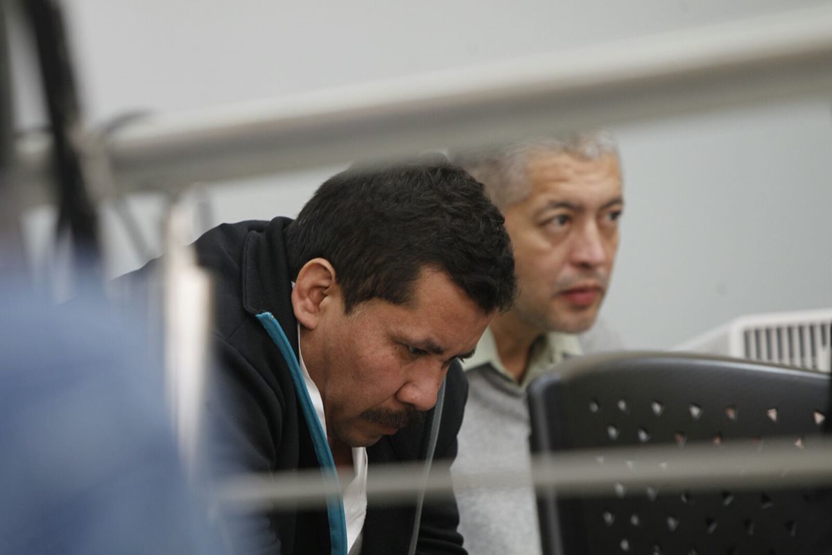 Los acusados durante la fase conclusiva del proceso, en el Tribunal de Mayor Riesgo C. (Foto Prensa Libre: Paulo Raquec)