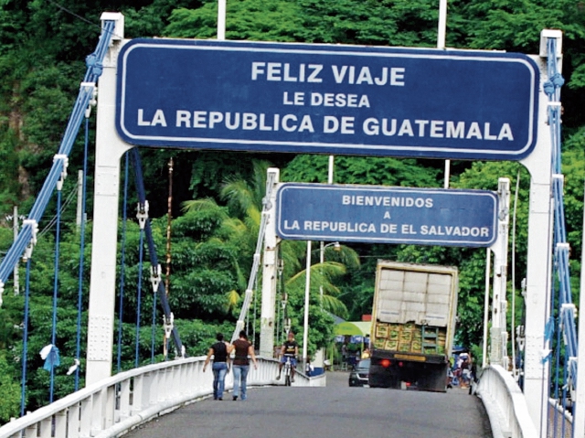 El Salvador es el principal socio comercial de Guatemala y se prevé que se sume a la unión aduanera con Honduras.