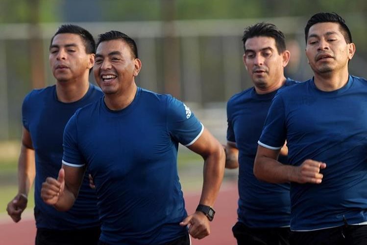 Walter López dirigirá su final de la Liga Nacional número 11. (Foto Prensa Libre: Hemeroteca PL)