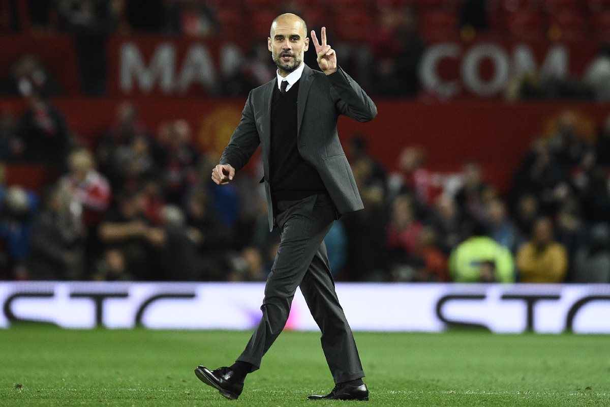 Pep Guardiola confía en que su equipo pueda aprovechar la mala racha para mejorar. (Foto Prensa Libre: AFP)