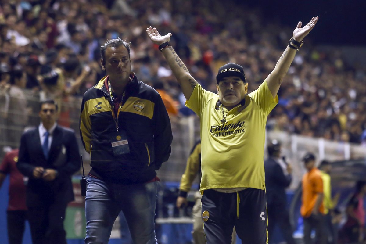 Diego Armando Maradona volvió a estar en medio de la polémica. (Foto Prensa Libre: AFP)