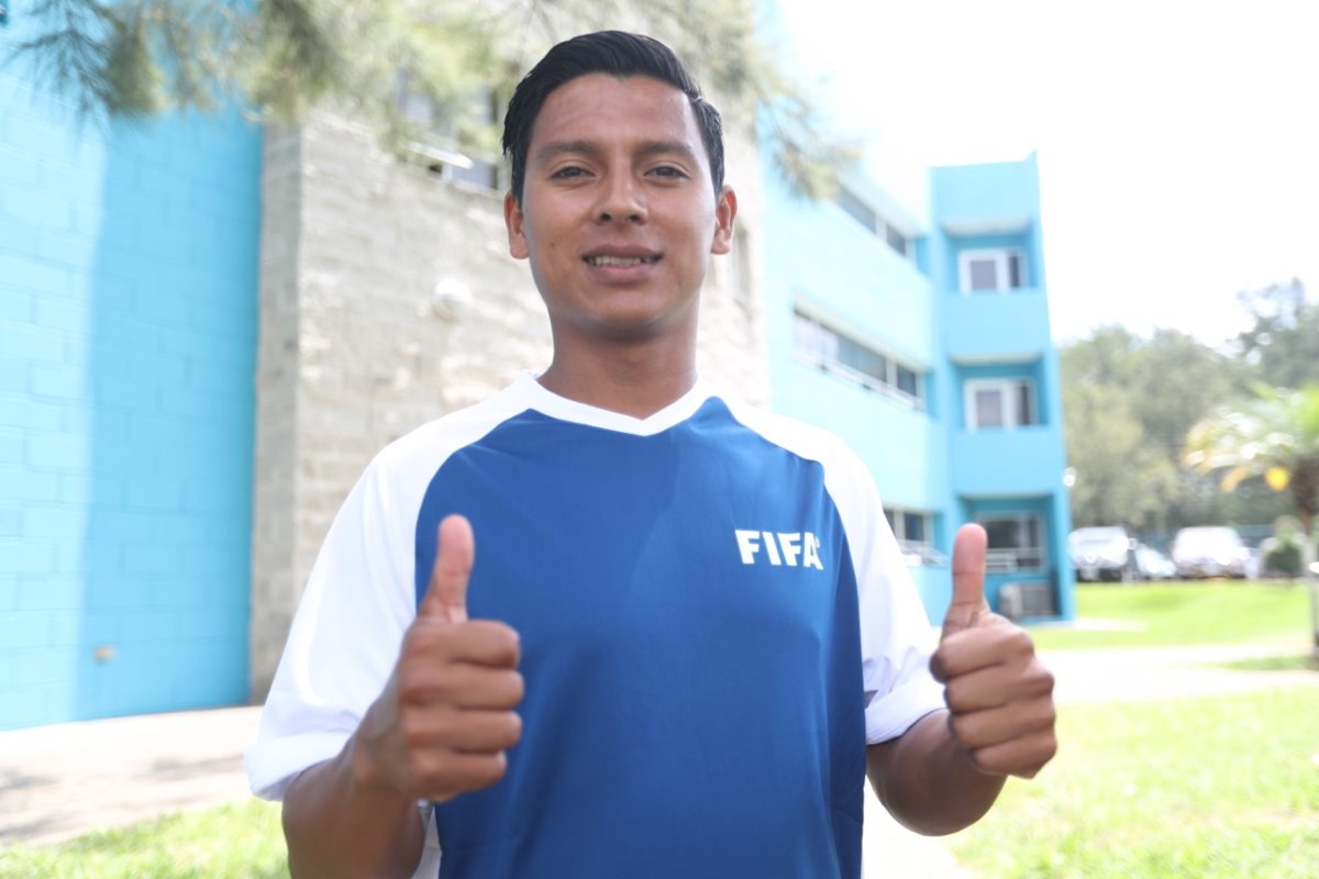 Prins López está ilusionado con su primer proceso en Selección Nacional a las órdenes del técnico Walter Claverí. (Foto Prensa Libre: Edwin Fajardo)