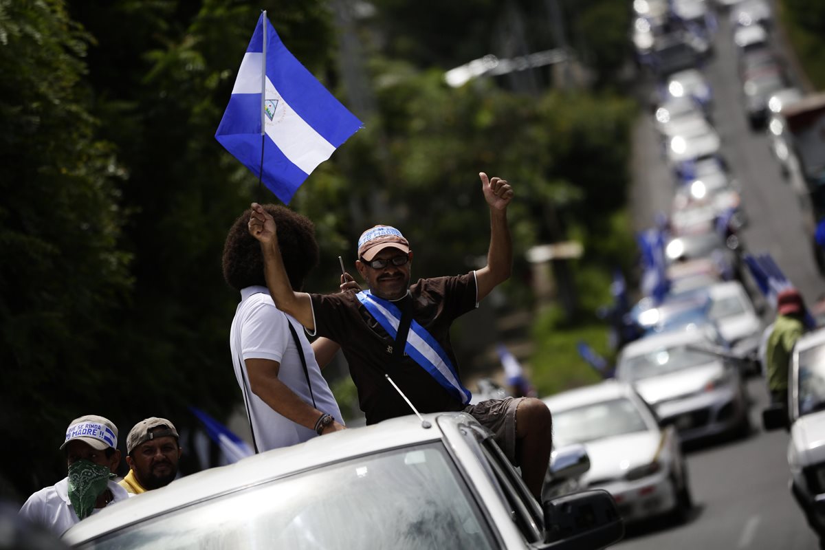 Caravana de vehículos en Managua exige desarme de grupos afines a Ortega