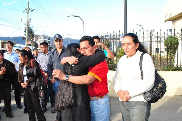 Carlos Raúl Cabrera Sánchez, dirigente sindical del Ministerio de Salud, fue absuelto por el juez. (Foto Prensa Libre: Alejandra Martínez)