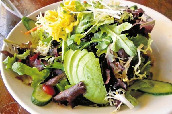 La comida cruda tiene un mejor sabor y conserva una agradable apariencia. (Foto Prensa Libre: Archivo)