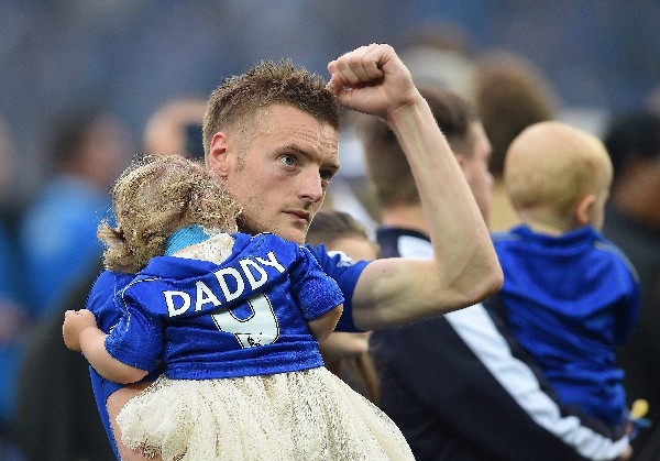 Jamie Vardy presentó V9 Academy para ayudar a los jóvenes futbolistas olvidados. (Foto Prensa Libre: EFE)