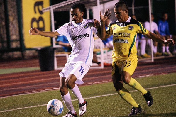 Comunicaciones venció y se quedó con el primer lugar de la fase de clasificación. (Foto Prensa Libre: Francisco Sánchez)