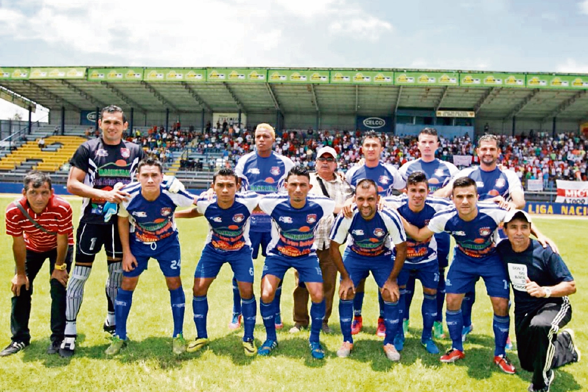 DEPORTIVO MICTLÁN está listo para afrontar el torneo Apertura 2015 de la Liga Nacional. El próximo sábado será su debut, cuando reciba a Municipal en el estadio La Asunción. (Foto Prensa Libre: Cortesía Héctor Rodas)