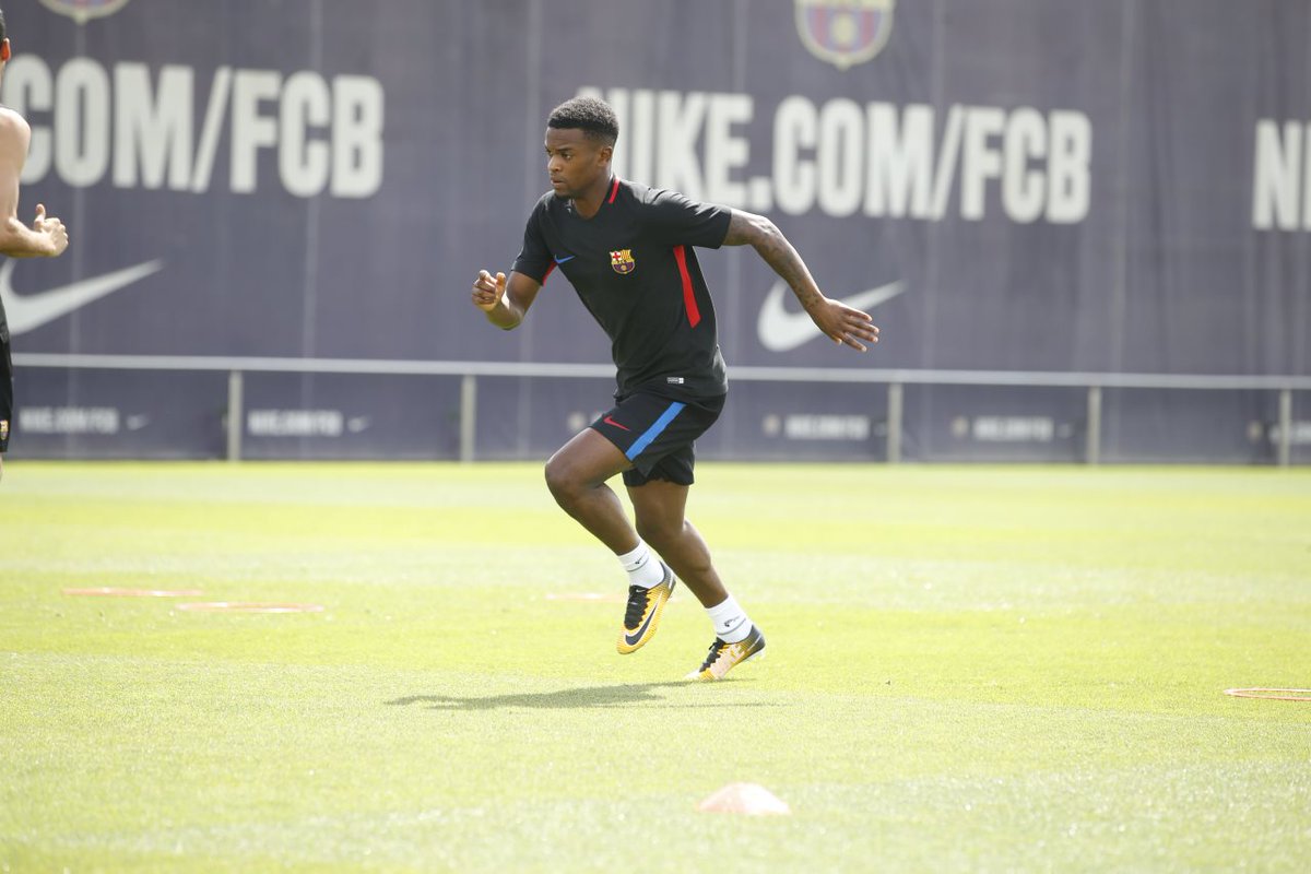 Nélson Semedo se integró este miércoles a los entrenamientos del Barcelona y viajará con sus compañeros a EE.UU. (Foto Prensa Libre: cortesía Twitter Barcelona)