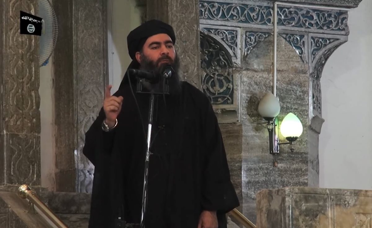 Al Bagdadi, líder del EI, cedió ante la ofensiva contra el extremismo. (Foto Prensa Libre: AFP)