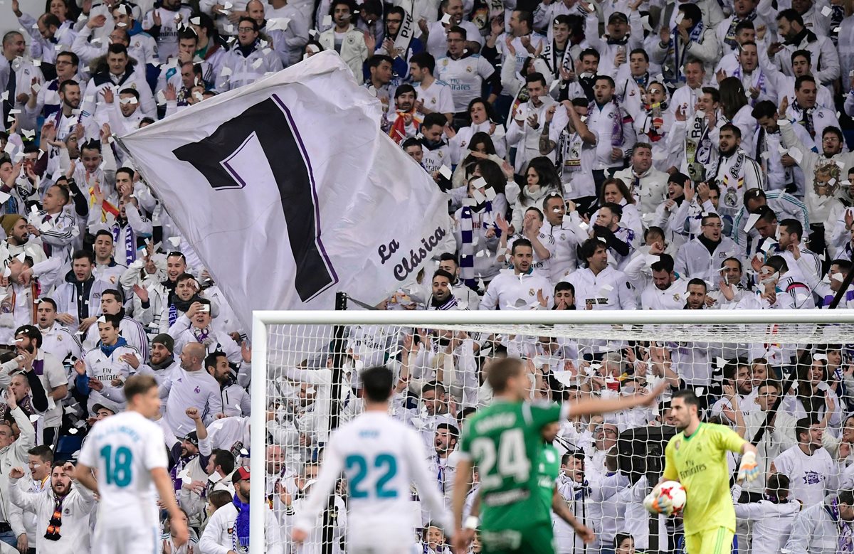 El portugués Cristiano Ronaldo envió un mensaje a sus compañeros y al madridismo después de la eliminación en la Copa del Rey. (Foto Prensa Libre: AFP)