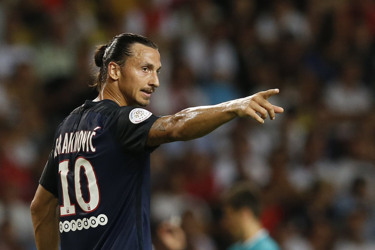 Zlatan se encuentra concentrado con su selección previo a los juegos clasificatorios a la Eurocopa 2016. (Foto Prensa Libre: AFP)