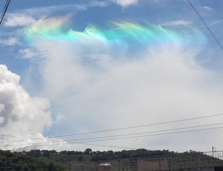 Fenómeno visto de Jocotán, Chiquimula. (Foto Prensa Libre: Cortesía).