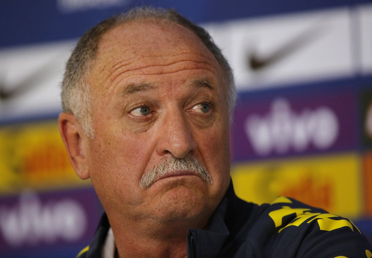 Luis Felipe Scolari queda libre de la investigación tras un pago a la justicia portuguesa. (Foto Prensa Libre: AP)