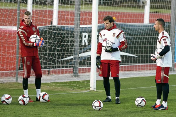 David De Gea será titular en el amistoso contra Holabnda. (Foto Prensa Libre: EFE).