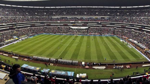 Las remodelaciones del Estadio Azteca en 2016 redujeron su capacidad, de más de 100.000 asientos que tenía cuando fue inaugurado, a 87.000. (GETTY IMAGES)