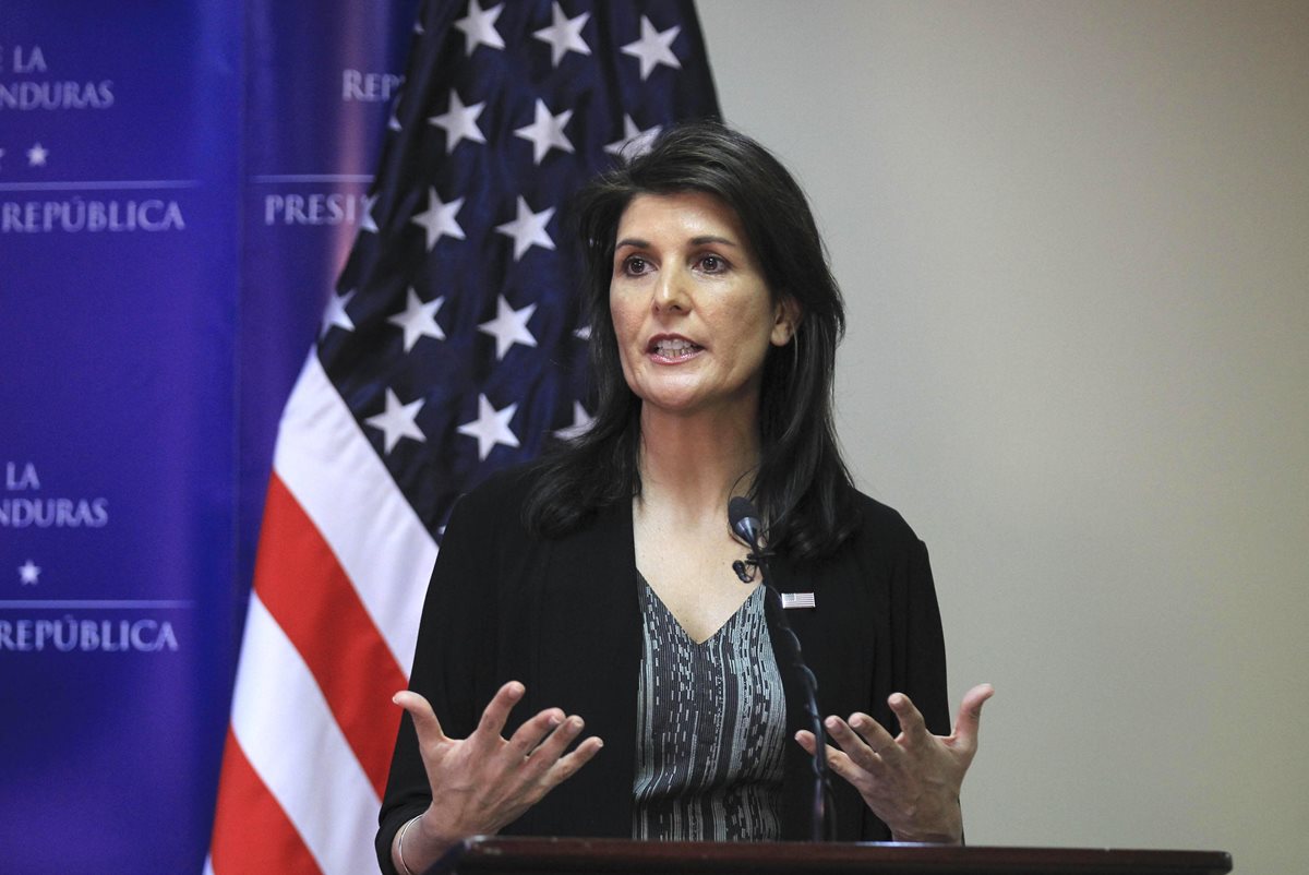 Embajadora de EE. UU. en la ONU, Nikki Haley, visitó Honduras durante dos días. (Foto Prensa Libre: EFE)