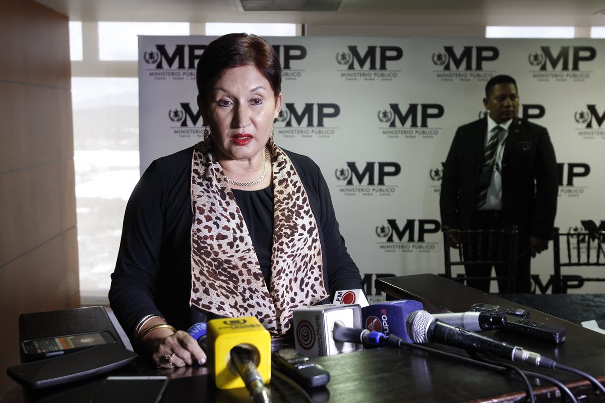 La Fiscal General, Thelma Aldana anunció en Quetzaltenango que en los próximos días pedirá la audiencia en el órgano contralor para que lleguen los familiares del Presidente. (Foto Prensa Libre: Hemeroteca PL)