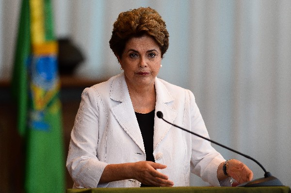 La presidenta de Brasil, Dilma Rousseff, suspendida desde mayo. (Foto Prensa Libre: EFE)