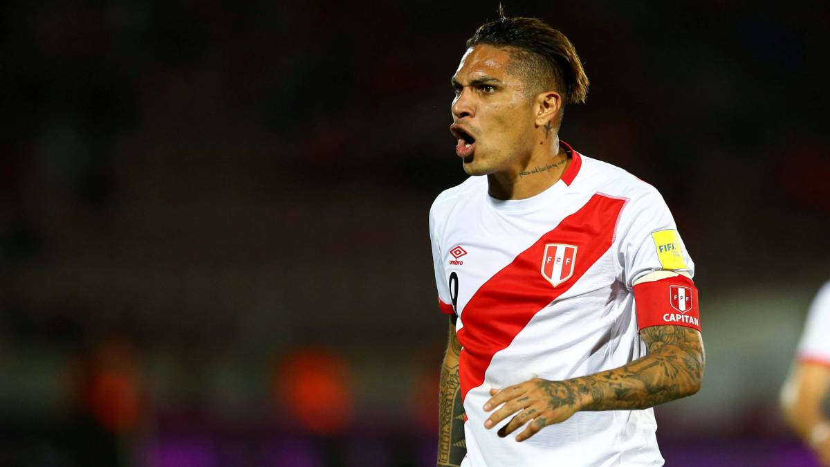 El jugador de 33 años, Paolo Guerrero, podría quedar al margen del futbol por sanción. (Foto Prensa Libre: cortesía AS Perú)