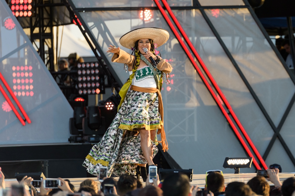 Lila Downs promociona el tema El demagogo. (Foto Prensa Libre: AP)