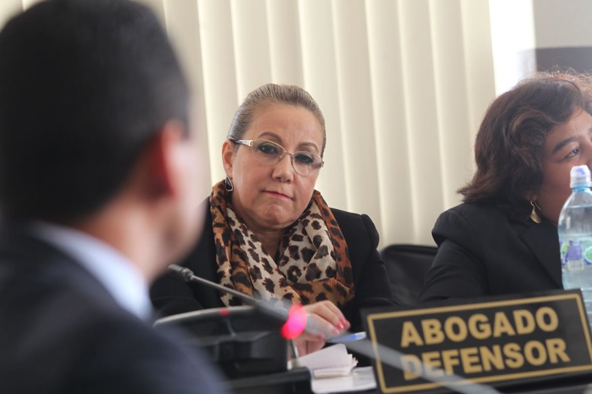 Stalling afirmó no encontrarse bien de salud por requisa de ayer en centro carcelario donde se encuentra retenida. (Foto Prensa Libre: Erick Ávila)