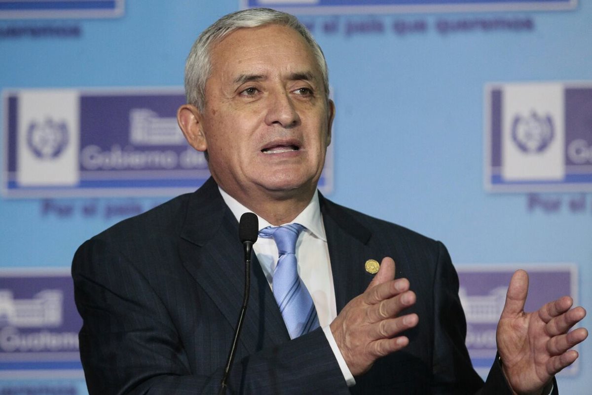 El Cedecon pide la renuncia del presidente Otto Pérez Molina para proteger la institucionalidad del cargo. (Foto Prensa Libre: Álvaro Interiano)