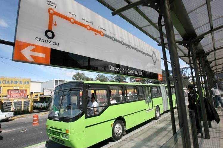 El sistema de transporte Transmetro en Guatemala. (Foto Prensa Libre: Hemeroteca)