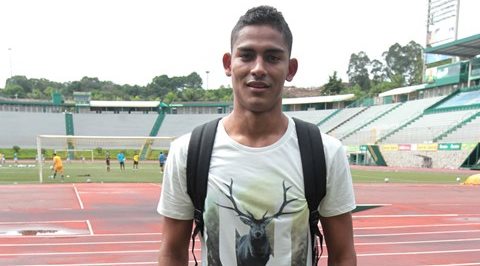 Fredy Pérez tras el entrenamiento de esta mañana en el estadio Cementos Progreso (Foto Prensa Libre: Norvin Mendoza)