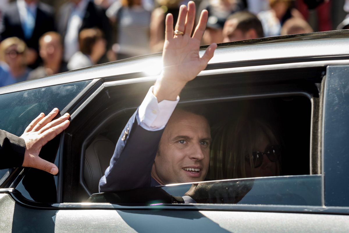 El partido del presidente francés, Emmanuel Macron, sentó hoy en la primera vuelta de las legislativas. (Foto Prensa LIbre: AFP)