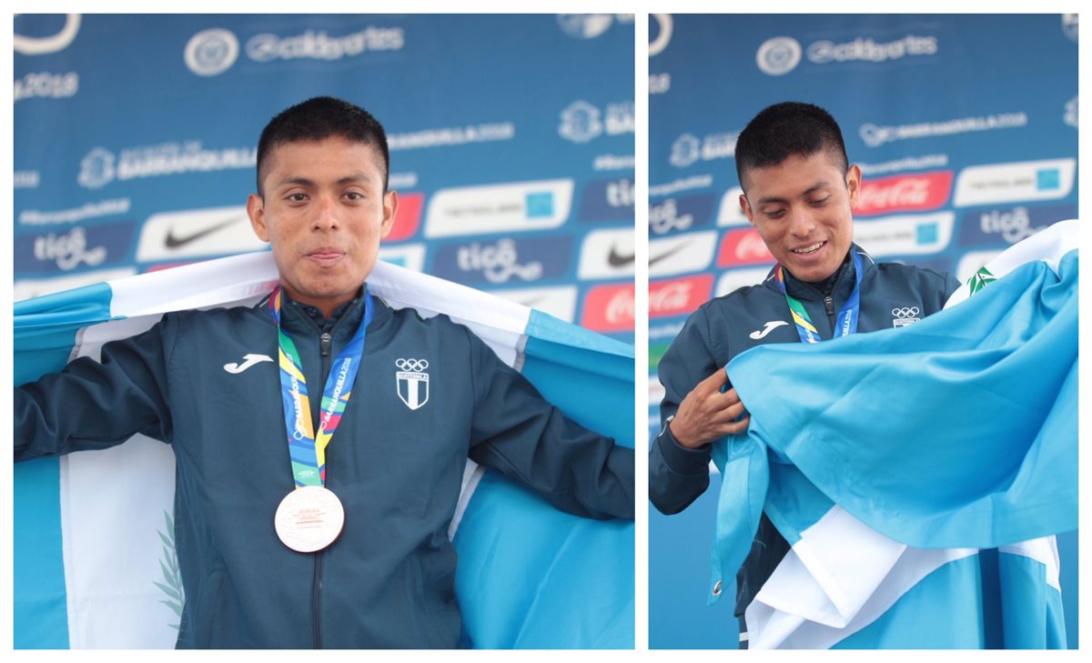 Williams Julajuj posa con la medalla de bronce y la bandera de Guatemala. (Foto Prensa Libre: Cortesía COG)