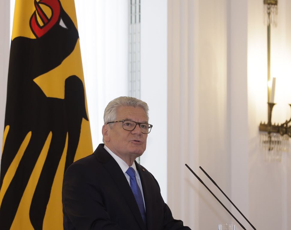 Joachim Gauck, presidente alemán, renuncia a un segundo mandato y abre carrera sucesoria. (Foto Prensa Libre: AP).