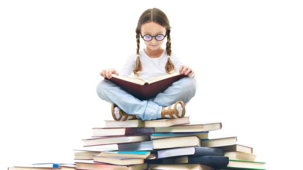 Quienes se oponen a estas apps dicen que sus resúmenes son demasiado simplistas. (GETTY IMAGES)