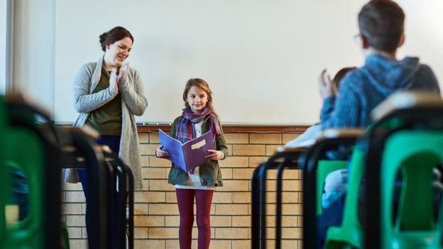 Las personas altas son consideradas mejores líderes.  GETTY IMAGES