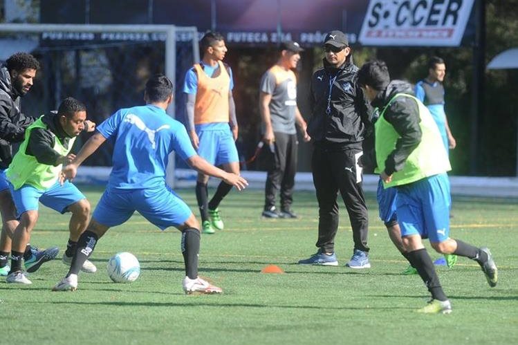 Comunicaciones viajará mañana a Malacatán para el partido del domingo. (Foto Prensa Libre: Hemeroteca PL)