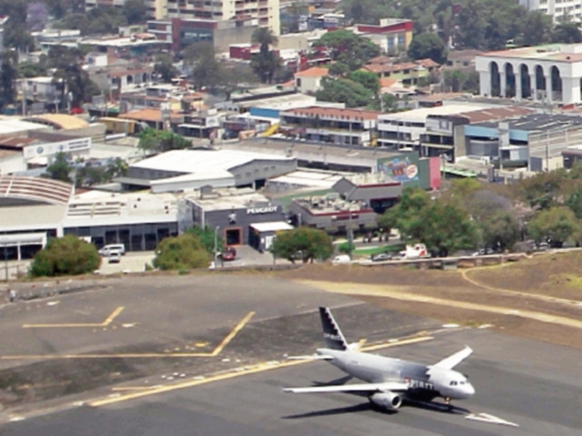 El aeropuerto será remodelado.