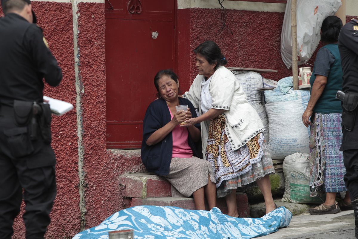 De enero de 2011 al 31 de octubre de 2015, murieron 3 mil 585 mujeres de forma violenta. (Foto Prensa Libre: Hemeroteca PL)