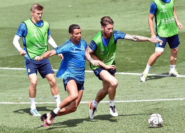 Sergio Ramos, defensa del Real Madrid, confía que su equipo gana la undécima Champions. (Foto Prensa Libre: AFP)