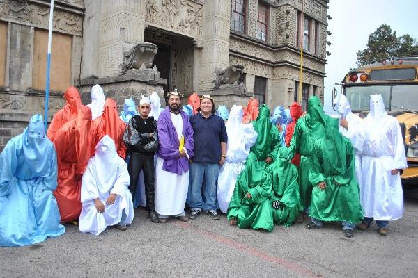 Integrantes del grupo Autonomía,  del   Cusam,  que formaron el Comité de la Huega de Dolores.