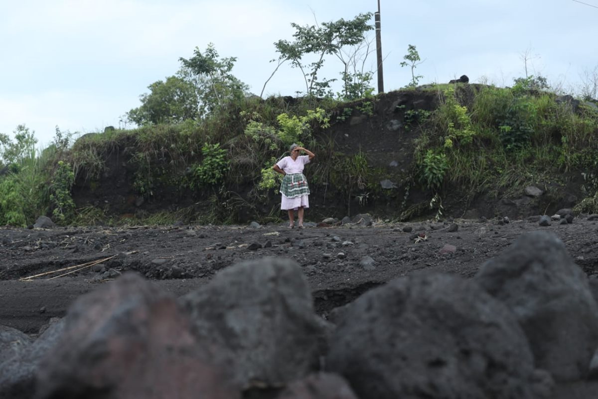 Las personas que llevan más tiempo viviendo en estas comunidades indican que estos problemas son de todos los años y que sólo se agrega la erupción del Volcán de Fuego.