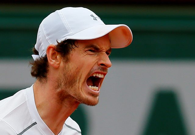 Murray celebra con mucha euforia su pase a la final del Roland Garros. (Foto Prensa Libre: AFP)