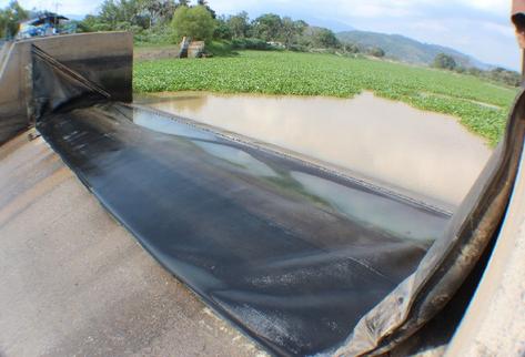 El equipo que  mantiene el embalse del agua utilizada por la planta eléctrica explotó.