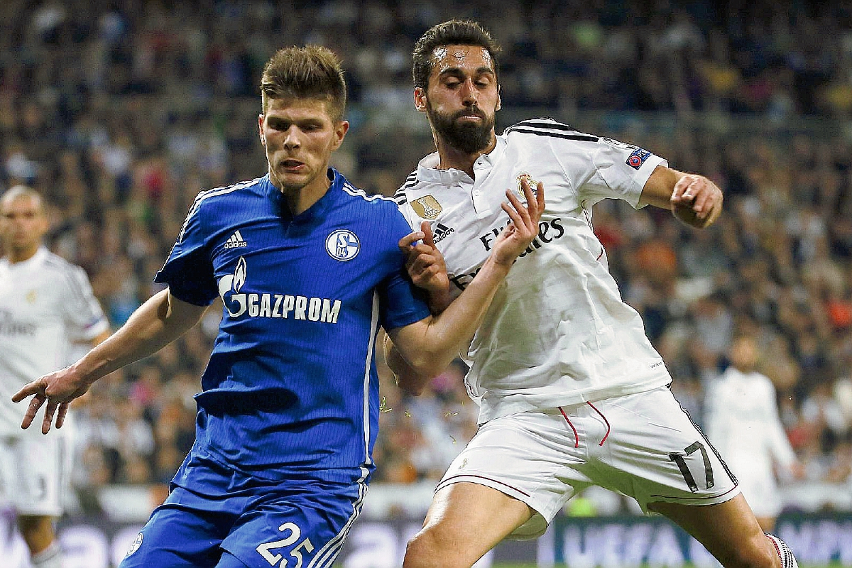 Álvaro Arbeloa durante el partido ante el Schalke 04 (Foto Prensa Libre: EFE)