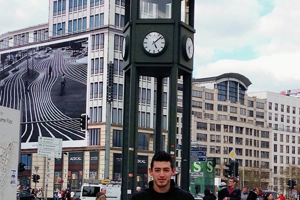 Sebastián Arriola ya se encuentra en Berlín, listo para la competencia del fin de semana. (Foto Prensa Libre: Cortesía Sebastián Arriola)