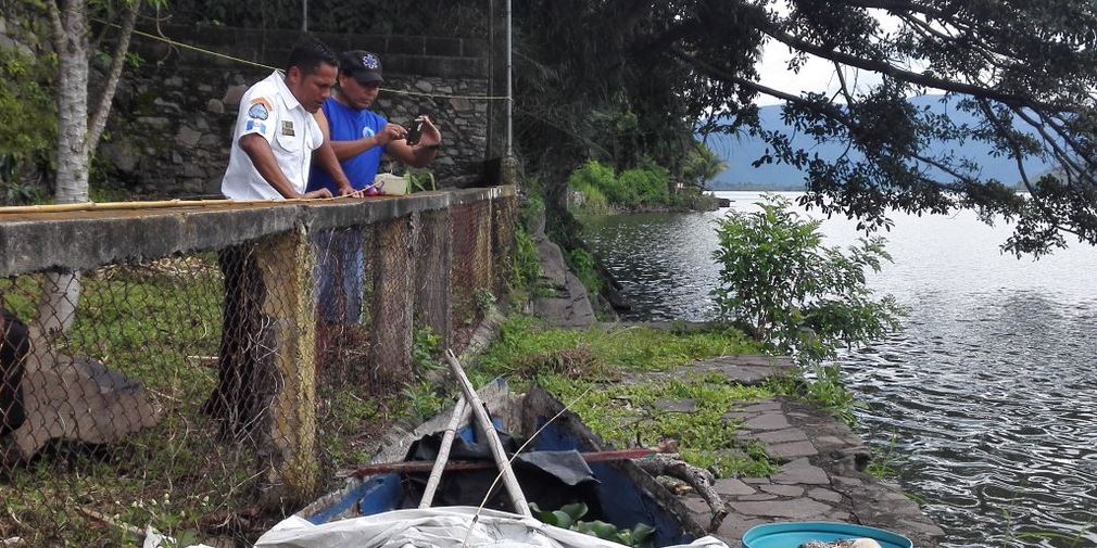 En el sector conocido como La Silla del Niño, Amatitlán, fue localizado un brazo. (Foto Prensa Libre: @PampichiNews)