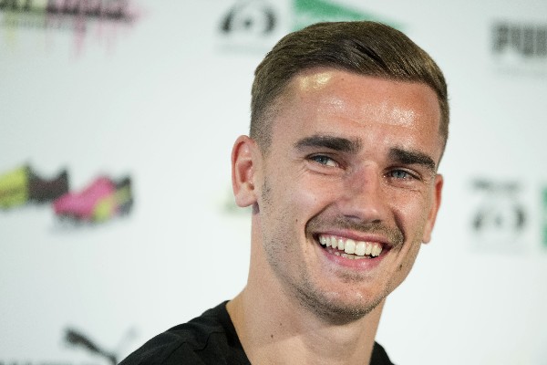 El jugador francés Antoine Griezmann habló de la actualidad de su equipo. (Foto Prensa Libre: EFE)