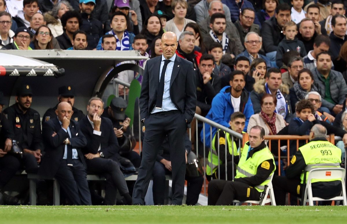 Zidane aún se muestra positivo respecto al futuro del Real Madrid en La Liga. (Foto Prensa Libre: EFE)