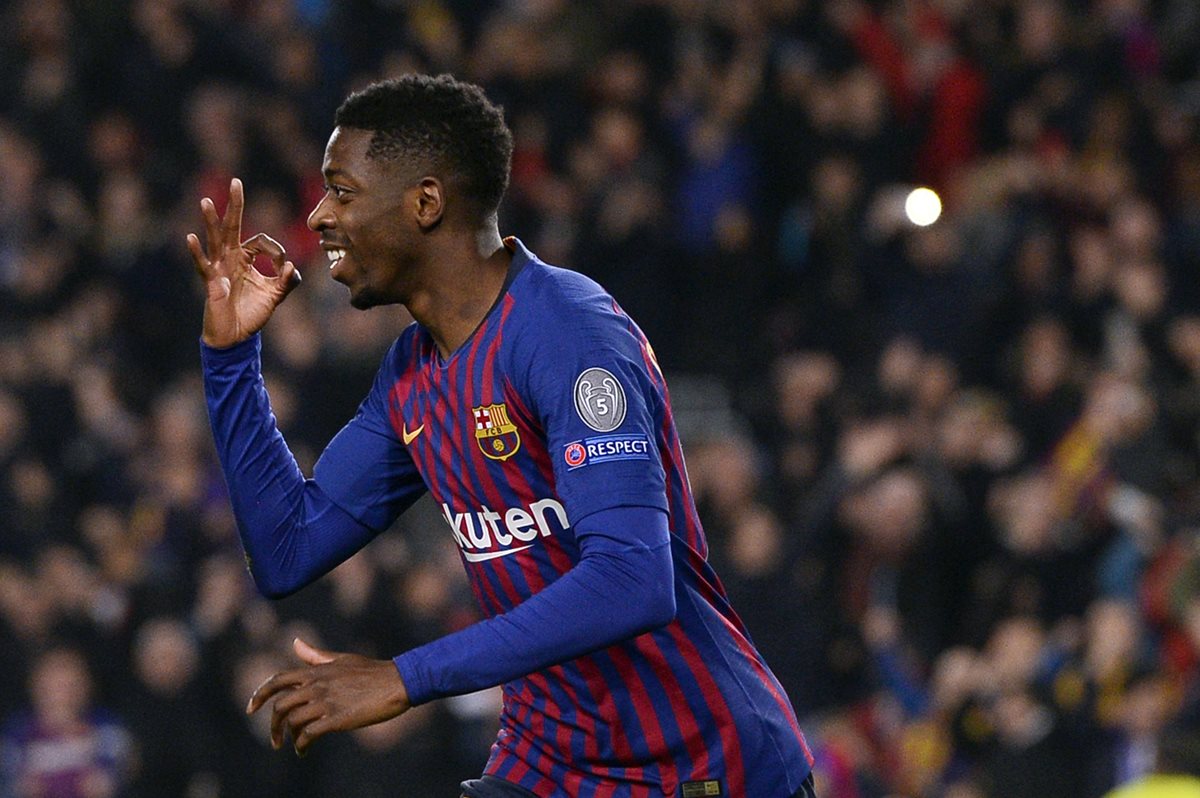 La alegría de Ousmane Dembélé después de poner en ventaja al Barcelona frente al Tottenham. (Foto Prensa Libre: AFP)