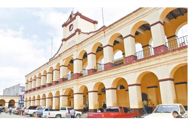 Plaza Cataluña, San Juan Sacatepéquez. (Foto: Hemeroteca PL)